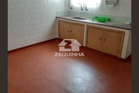 6_photo/94cefe608d.ceff8192393c33de-ATLAS-b72698da-38f7-48a5-a37c-98e2b62c2f7c.jpg de casa à venda com 2 quartos, 130m² em Jardim Elvira, Osasco