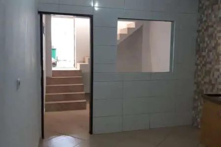 11_photo/94cefe6117.ceff8192393c33de-ATLAS-85c92b6f-fa05-4fe4-bc10-9a483d78ff11.jpg de casa à venda com 3 quartos, 96m² em Jardim Elvira, Osasco