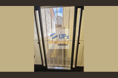 11_photo/94cefe6303.9845a183adc4e21d-ATLAS-5b21418d-5afc-4885-a37b-014c4ad90b7d.jpg de casa à venda com 3 quartos, 125m² em Helena Maria, Osasco