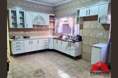 13_photo/94cefe6391.b64b3b150cb81c45-ATLAS-e85d1a59-68f1-4574-ac64-09ab55fd5736.jpg de casa à venda com 3 quartos, 179m² em Jardim Elvira, Osasco