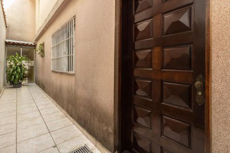 26_photo/94cefe63b1.6e7385e9f1616d4e-ATLAS-9c793860-d01b-4cc0-a9ca-6cdf6bd562e7.jpg de casa à venda com 3 quartos, 199m² em Helena Maria, Osasco