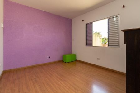 3_photo/94cefe64f5.49e0eb15cbcccc26-ATLAS-0eab95f1-efbe-4e43-9121-73734fd21010.jpg de casa à venda com 4 quartos, 226m² em Helena Maria, Osasco