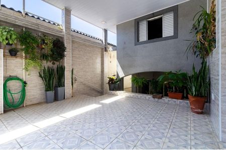 14_photo/94cefe64f5.72f38772c60cc7a0-ATLAS-e5148c9b-20ca-4577-b3d6-d4b2b8b00276.jpg de casa à venda com 4 quartos, 226m² em Helena Maria, Osasco