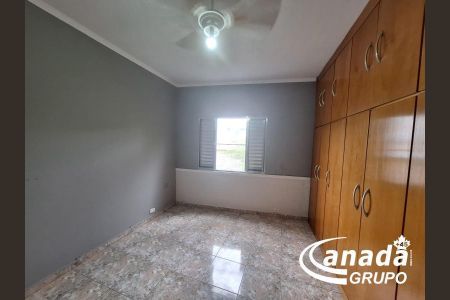 5_photo/94cefe65ab.cc80a849dbb3670d-ATLAS-2d104818-2163-4c4b-8de9-645105d151f4.jpg de casa à venda com 3 quartos, 180m² em Jardim Elvira, Osasco