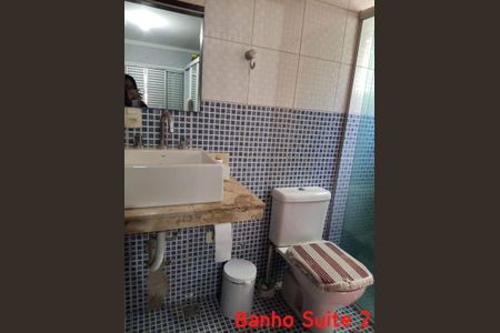 5_photo/94cefe669b.ceff8192393c33de-ATLAS-7312eea9-c7d8-43b7-aeb1-a37375d1e92e.jpg de casa à venda com 4 quartos, 440m² em Jardim Elvira, Osasco