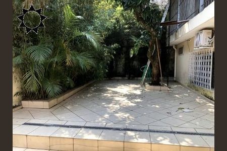 7_photo/94cefe726b.0497ce05b5ed56f3-ATLAS-98df4b41-3fdc-45dc-b33d-7a1a8a00cc1d.jpg de casa à venda com 4 quartos, 207m² em Jardim Munhoz Junior, Osasco