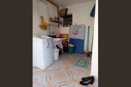 2_photo/94cefe73dd.b2c19ff7a4d03b93-ATLAS-2495f7e4-8e44-480f-a5a2-4c8d5fd9f3c0.jpg de casa à venda com 5 quartos, 256m² em Helena Maria, Osasco