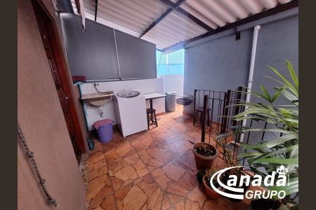 12_photo/94cefe7433.9b0e853e47463488-ATLAS-1ef98821-bd1a-4dc2-ae36-e725c6b2eb2c.jpg de casa à venda com 4 quartos, 280m² em Helena Maria, Osasco