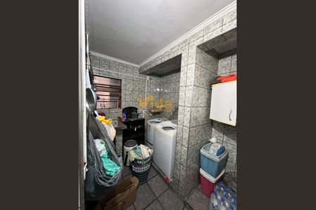 8_photo/94cefe7c13.9b0e853e47463488-ATLAS-a80b328e-7746-491b-b1f1-d7375a95be66.jpg de casa à venda com 3 quartos, 220m² em Baronesa, Osasco