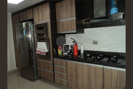 9_photo/94cefe862d.4f01e810a805cb87-ATLAS-4d883f0e-d113-49ee-a305-00f67a5bef50.jpg de casa à venda com 6 quartos, 300m² em Baronesa, Osasco