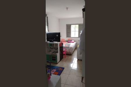 5_photo/94cefe8aed.f861ecc718bdcbd7-ATLAS-b539fa5b-f2a3-4fd7-a4ab-4feff1160e45.jpg de casa à venda com 2 quartos, 199m² em Centro, Osasco