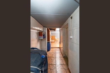 39_photo/94cefe9329.e6f02a1e96aef2b1-ATLAS-328e1610-bae1-4e10-9d2f-f42bdcab1236.jpg de casa à venda com 3 quartos, 200m² em Vila Menck, Osasco