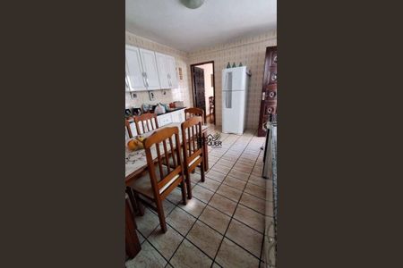 7_photo/94cefea61b.445c0bca81181d7a-ATLAS-8d1fbcdb-b625-4844-a52d-795d95962ecd.jpg de casa à venda com 3 quartos, 187m² em São Domingos, São Paulo