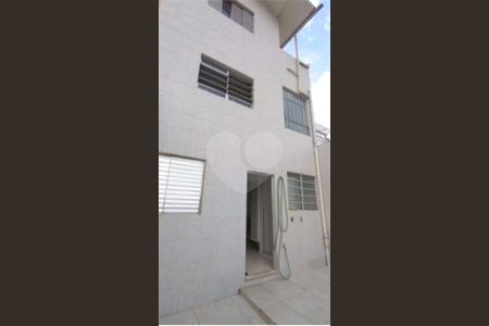 9_photo/94cefeb171.c3b9fb60c1df5c5a-ATLAS-6714b3da-93b6-4fbb-a3e1-e85cdc45df30.jpg de casa à venda com 3 quartos, 250m² em Jardim Mutinga, São Paulo