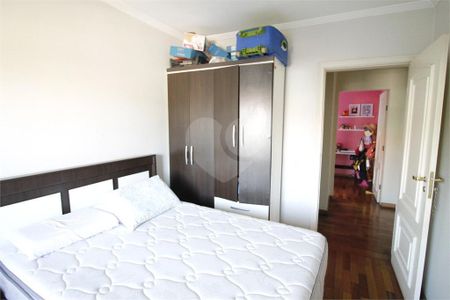 6_photo/94cefeb3db.64be89600eea995d-ATLAS-324fc8fc-fdca-45d0-9832-99cb116d49d2.jpg de casa à venda com 4 quartos, 173m² em Jardim Mutinga, São Paulo