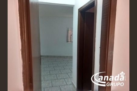 4_photo/94cefec2df.cdc422f0f5acc07d-ATLAS-d4cef127-ba5f-4890-9594-85b923877ddd.jpg de casa para alugar com 3 quartos, m² em Vila Menck, Osasco