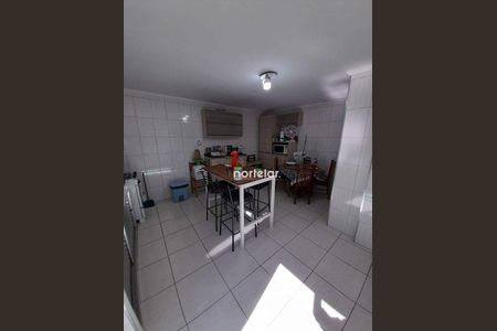 4_photo/94cefec45d.7e2ea02b9085bf9d-ATLAS-2cdfe136-2429-4bd3-9b60-8270b4fd15d9.jpg de casa à venda com 3 quartos, 262m² em Vila Piaui, São Paulo