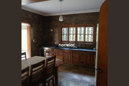 28_photo/94cefed729.79518a11401aeb31-ATLAS-cda1f561-dd3f-4c33-966f-3fbce843d27e.jpg de casa para alugar com 4 quartos, 250m² em Jardim Marisa, São Paulo