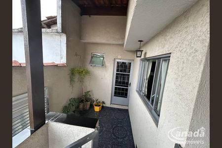 6_photo/94cefed865.86fa7c56df5ec564-ATLAS-484100b2-9a7e-4171-8496-db1639cc819e.jpg de casa à venda com 5 quartos, 150m² em Ayrosa, Osasco