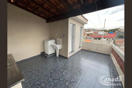 2_photo/94cefed865.86fa7c56df5ec564-ATLAS-940bdf84-5f21-4e92-9a2a-8d4d2ab6b7b8.jpg de casa à venda com 5 quartos, 150m² em Ayrosa, Osasco