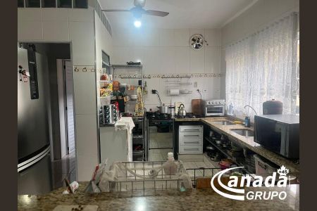 7_photo/94cefed92b.f454a8f033bce089-ATLAS-7f1508c0-97e0-4395-9505-703d09ba5e2e.jpg de casa à venda com 3 quartos, 262m² em Ayrosa, Osasco