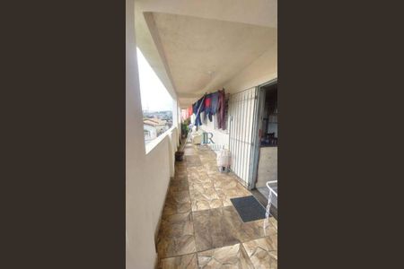 3_photo/94cefedc71.23351eba74f1df34-ATLAS-d092c2aa-685e-47b6-9bd8-abf64f70ed37.jpg de casa à venda com 2 quartos, 207m² em Ayrosa, Osasco