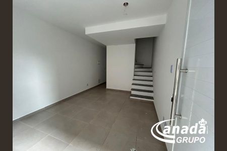 10_photo/94cefedce7.8e29192c543adbf5-ATLAS-405bae73-2023-4e77-80b2-1cd78a3924c0.jpg de casa à venda com 2 quartos, 76m² em Jardim Mutinga, Osasco