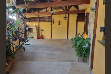 8_photo/94cefedd2d.dd72da75736ca14e-ATLAS-514a045d-7c6f-48f2-8454-cde4be0aa628.jpg de casa à venda com 3 quartos, 232m² em Mutinga, Osasco