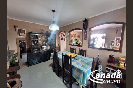 6_photo/94cefeddbb.833a42e394c467a8-ATLAS-ce31e165-aa6b-4354-8254-e944da4f2d43.jpg de casa à venda com 3 quartos, 214m² em Ayrosa, Osasco