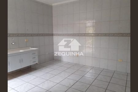 7_photo/94cefeddf3.ceff8192393c33de-ATLAS-61eb13c8-ddb5-4648-87bb-5dff6474abb0.jpg de casa à venda com 4 quartos, 200m² em Ayrosa, Osasco