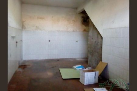 4_photo/94cefeded5.ceff8192393c33de-ATLAS-11f645d7-a402-4f07-b0dd-7d5b28eb22e4.jpg de casa à venda com 3 quartos, 180m² em Jardim Marieta, Osasco