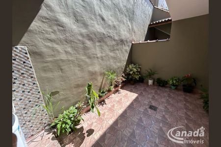 11_photo/94cefedf51.daef4070947673a7-ATLAS-ee5f4d0a-9b2b-41b2-b684-965b00b1d562.jpg de casa à venda com 5 quartos, 300m² em Ayrosa, Osasco