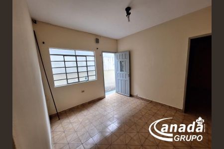 8_photo/94cefedf5f.521465a1a6cc0fb0-ATLAS-2ba5f5d6-749e-4593-a35a-7e4665919d2e.jpg de casa à venda com 4 quartos, 218m² em Ayrosa, Osasco