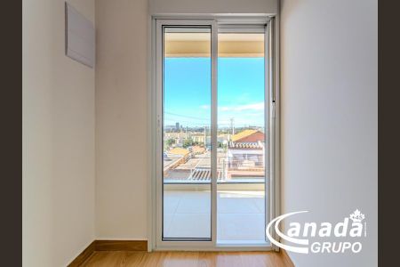 9_photo/94cefedf61.cdd4f02be08f0036-ATLAS-3d530eaf-e583-4db7-b0de-7fe7907795d1.jpg de casa à venda com 3 quartos, 190m² em Ayrosa, Osasco