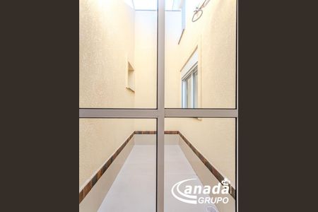 3_photo/94cefedf61.e31a495c18706ffc-ATLAS-e76d5edd-8d60-482c-a7ac-536ad2b4242b.jpg de casa à venda com 3 quartos, 190m² em Ayrosa, Osasco