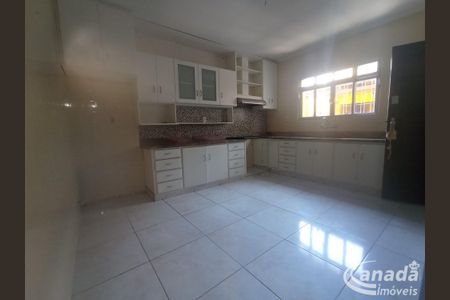11_photo/94cefedf9f.28f6ec5d72603be5-ATLAS-81682e72-8919-4d66-956c-20632dce4cfc.jpg de casa à venda com 4 quartos, 300m² em Ayrosa, Osasco