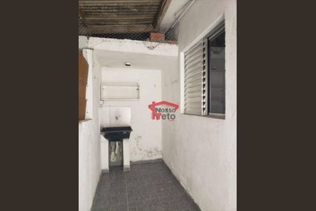 6_photo/94cefee045.f9fd596f8c1c84e9-ATLAS-c646bc5a-0657-4acd-89de-7a4046f4ccec.jpg de casa para alugar com 1 quarto, 40m² em Ayrosa, Osasco