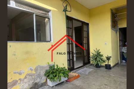 10_photo/94cefee0a7.6fa24c30896ad7dc-ATLAS-794cd886-5788-4cea-a1dc-c1e895659603.jpg de casa à venda com 7 quartos, 250m² em Ayrosa, Osasco