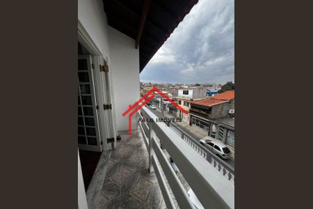 47_photo/94cefee0cb.4909862b8c1c38b1-ATLAS-0608da80-eee4-4e9f-a156-e4574779bdcd.jpg de casa à venda com 3 quartos, 200m² em Ayrosa, Osasco