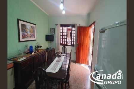 6_photo/94cefee0d9.821bca6a381fcd78-ATLAS-743ab86e-d852-40ed-b50c-cd6d2aefbf77.jpg de casa à venda com 4 quartos, 178m² em Ayrosa, Osasco