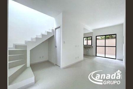 8_photo/94cefee16d.da0ee4c0701328bc-ATLAS-e6ce6891-ef75-40e5-b309-06120191d5ba.jpg de casa à venda com 2 quartos, 60m² em Ayrosa, Osasco