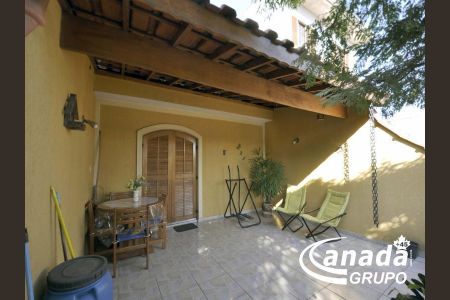 4_photo/94cefee2ff.4cea1a0b3f6bbd2f-ATLAS-326fe741-218c-40cb-aa70-7432319b14cd.jpg de casa à venda com 2 quartos, 190m² em Mutinga, Osasco