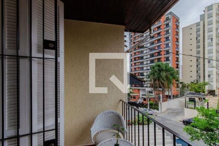 26_photo/94cefee4b9.e78a3bff2ad56a74-ATLAS-07dc8622-1fc3-4667-8b8e-81ebc86ba660.jpg de casa à venda com 3 quartos, 214m² em Rochdale, Osasco