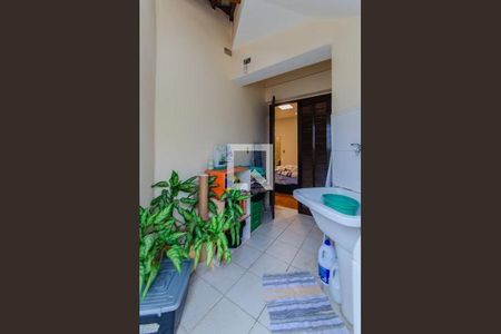 33_photo/94cefee4b9.e78a3bff2ad56a74-ATLAS-e0997d08-110c-4eb9-9e70-6b252ad763b4.jpg de casa à venda com 3 quartos, 214m² em Rochdale, Osasco