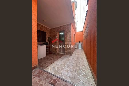 10_photo/94cefee6d7.e100dba37721dde7-ATLAS-4412d0bb-ae9a-40be-b113-5f74bba04194.jpg de casa à venda com 3 quartos, 196m² em Ayrosa, Osasco