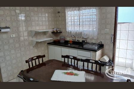2_photo/94cefee7a7.f1ebba836060b494-ATLAS-2061a634-1c08-4e4f-95a1-b17a58d1f595.jpg de casa à venda com 4 quartos, 260m² em Ayrosa, Osasco