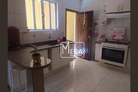 8_photo/94cefee879.5643fbd61cecba51-ATLAS-63544a43-3e2b-4b5f-b4e9-0d766af351ea.jpg de casa à venda com 3 quartos, 150m² em Mutinga, Osasco