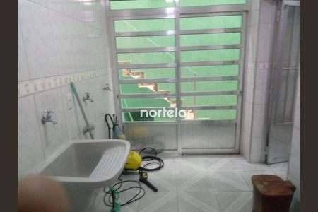 19_photo/94cefee8df.20b1407c08fdccdc-ATLAS-8ddc276f-6fe7-4cf5-9f81-c6577e84c5ba.jpg de casa à venda com 4 quartos, 190m² em Mutinga, Osasco