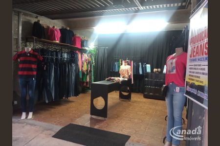 11_photo/94cefeed4b.e5c1dbf3952ec410-ATLAS-d87a1a23-4cfe-4f1c-a4c2-3519b4dea7b8.jpg de casa à venda com 7 quartos, 151m² em Vila Menck, Osasco