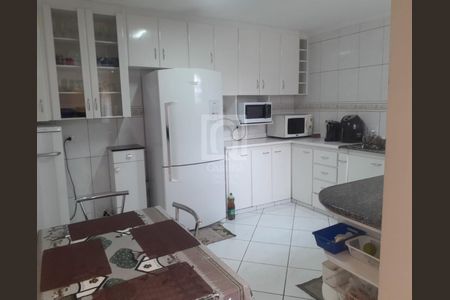 7_photo/94cefeef59.78fc3f0fe21dc8b9-ATLAS-4f6c4c50-4a53-4e82-8720-1781cba4b133.jpg de casa à venda com 3 quartos, 196m² em Mutinga, Osasco